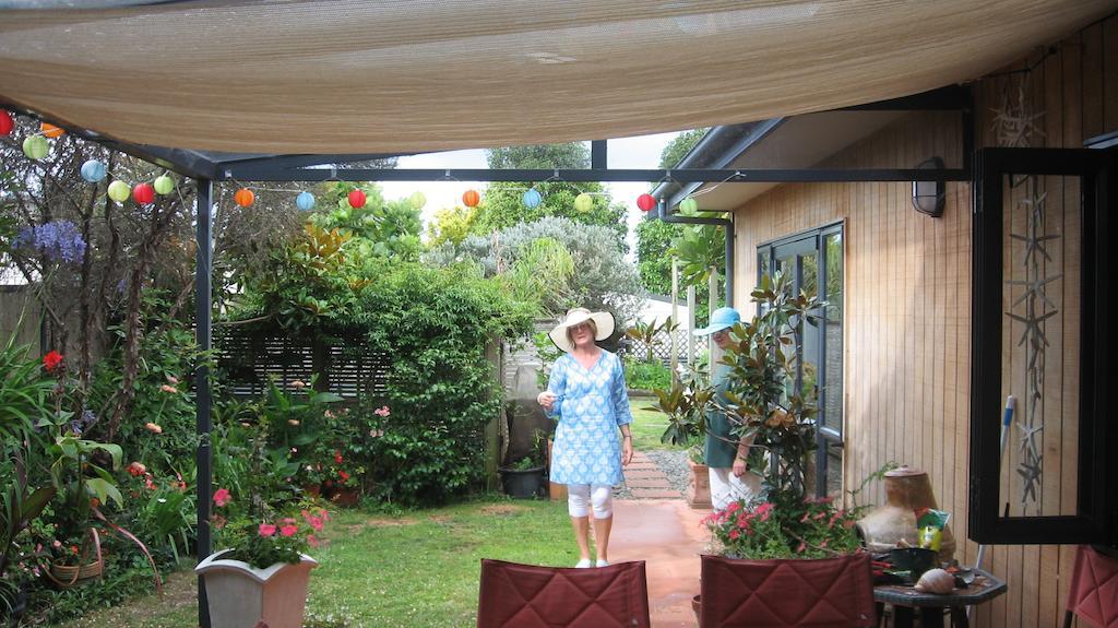 Kotuku Bed & Breakfast Whangamata Esterno foto